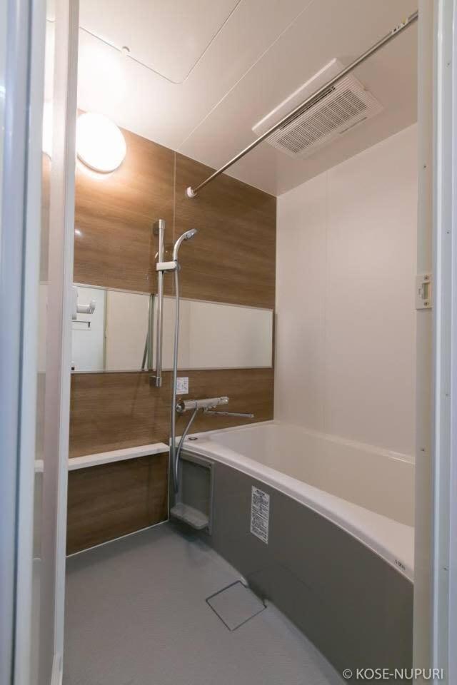 Bhotel Origaminn 303 - 5 Mins Peacepark Hiroshima Bagian luar foto
